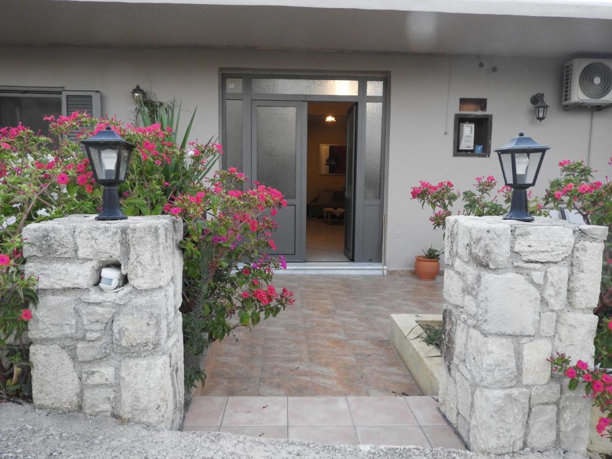 Villa Chrissi'S House With Garden And Sea View Zerviana à Kíssamos Extérieur photo